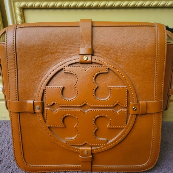 Tory Burch Handbags - Tory Burch holly handbag.